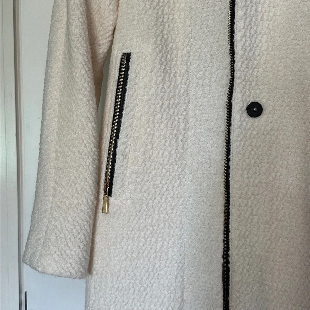 Vince Camuto Women's Ivory White and Black Faux Vegan Leather trim Hooded Coat - Picture 3 of 7